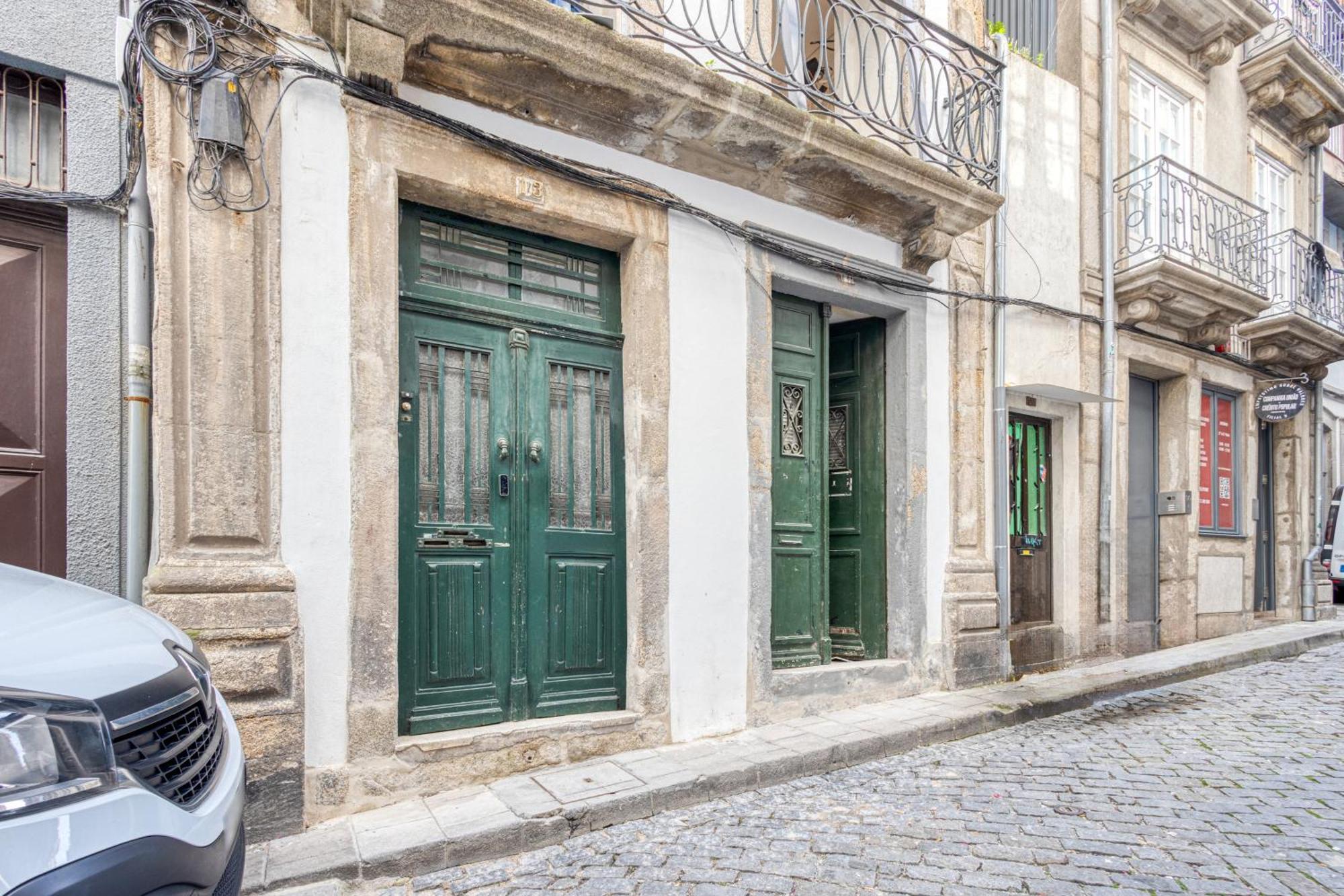 Apartamento Oporto Guest Casa Dos Clerigos Exterior foto