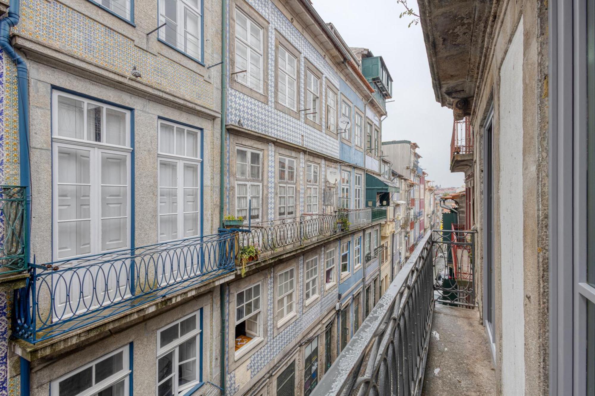 Apartamento Oporto Guest Casa Dos Clerigos Exterior foto